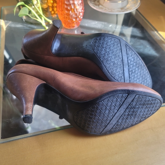 Nine West Vintage Ankle Booties - Picture 6 of 13